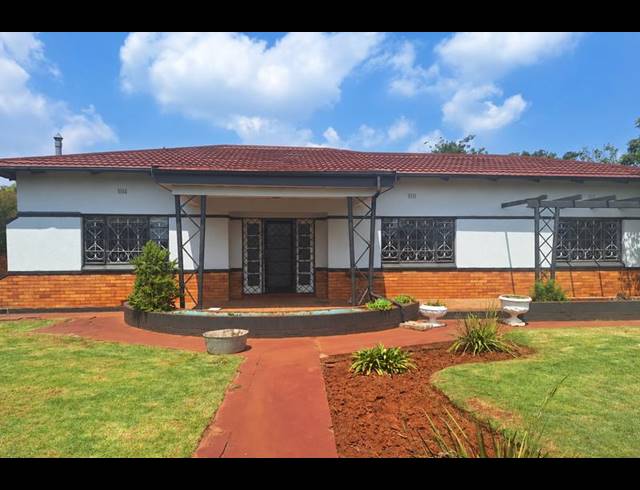 3 BEDROOM PROPERTY TO RENT IN DALVIEW